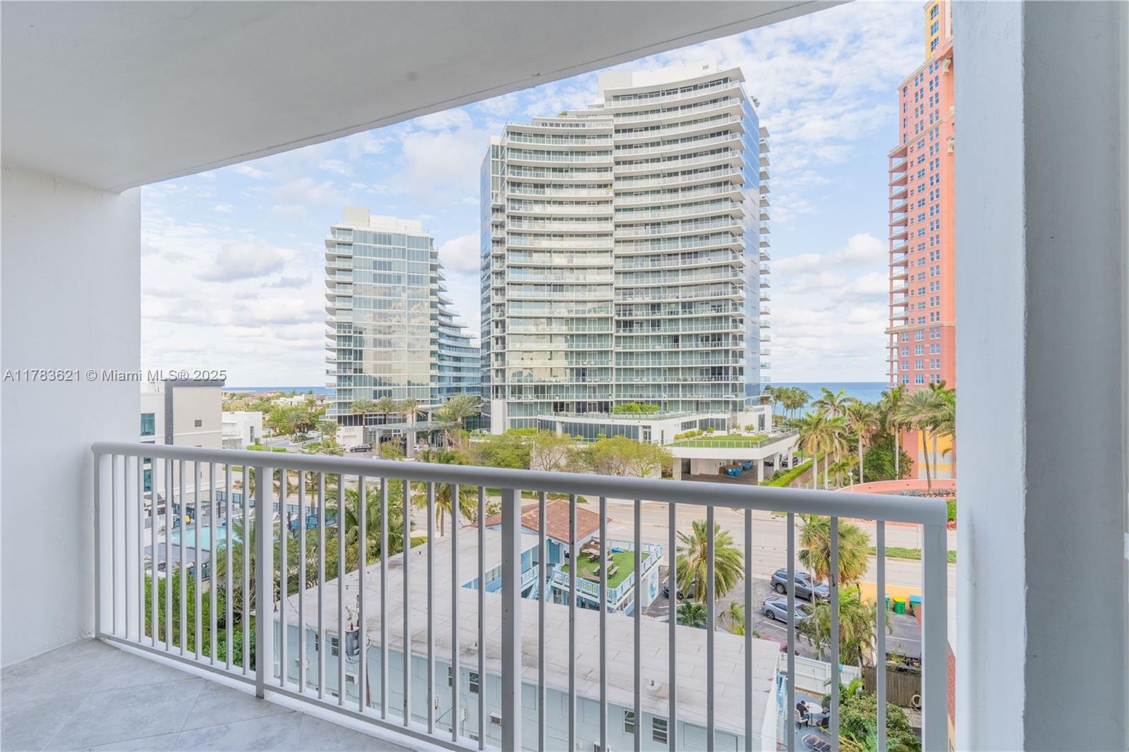WHITE EGRET CONDO - Residential