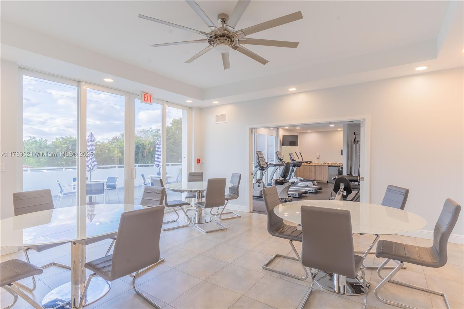 WHITE EGRET CONDO - Residential