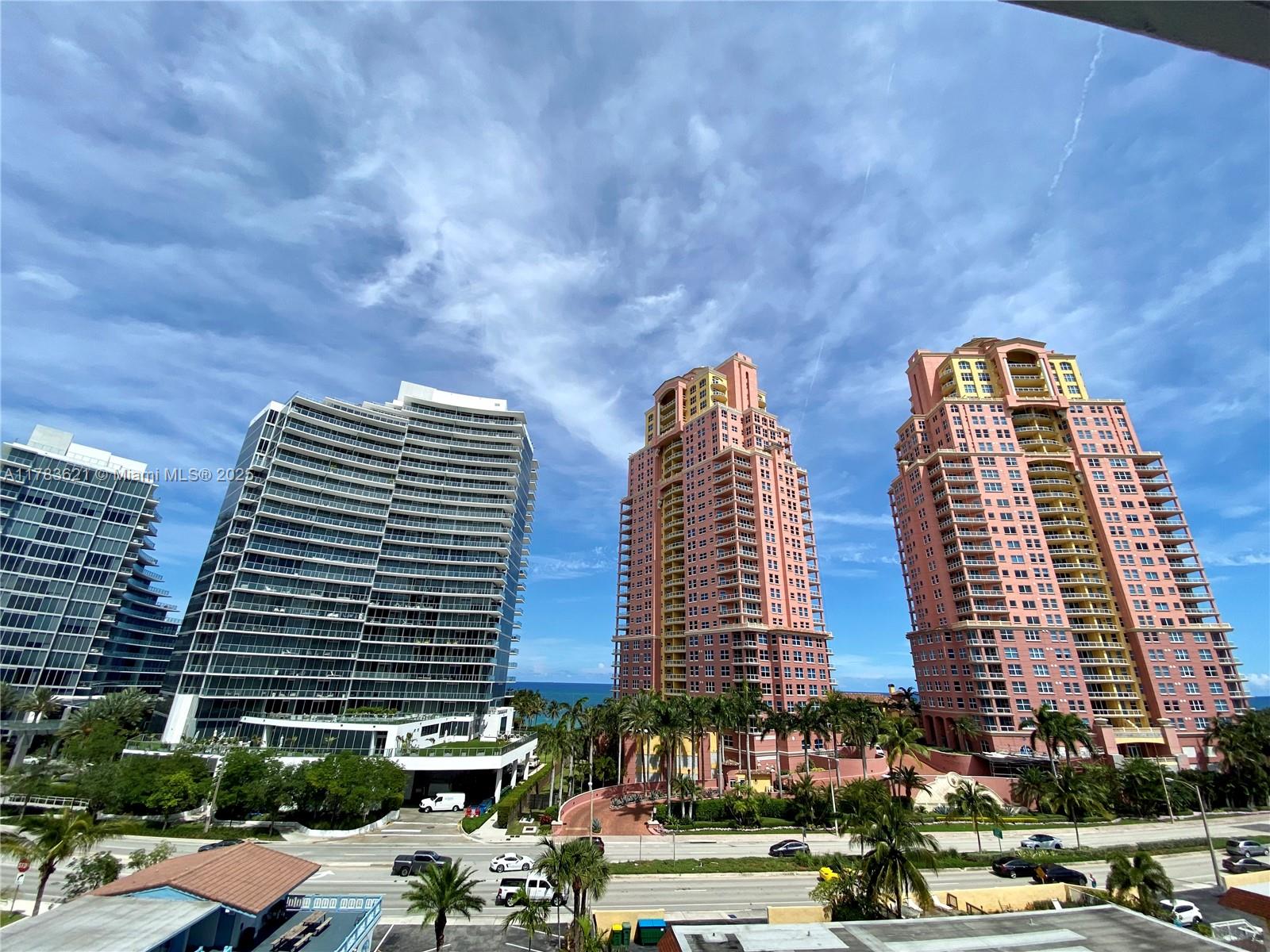 WHITE EGRET CONDO - Residential