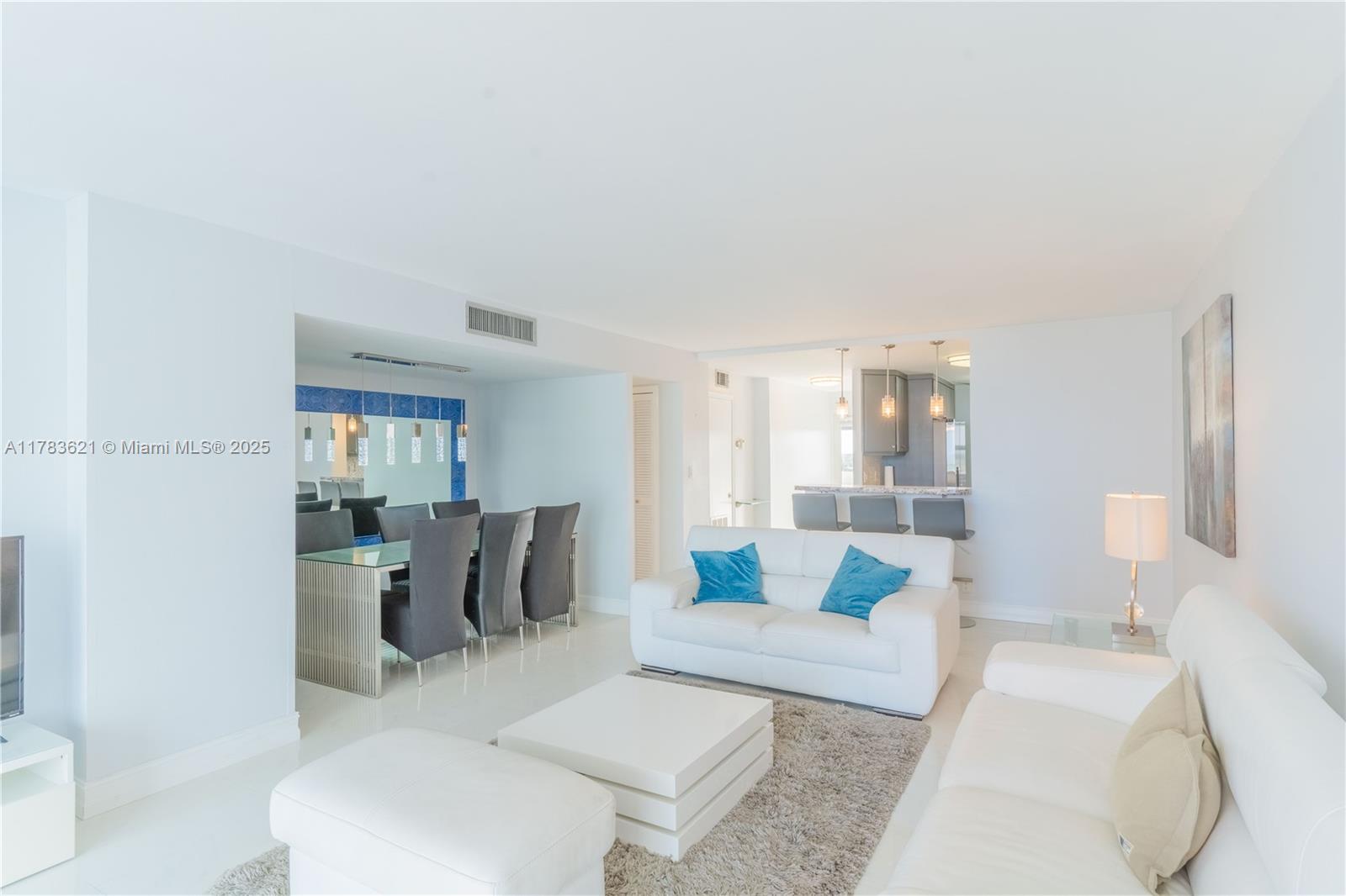 WHITE EGRET CONDO - Residential