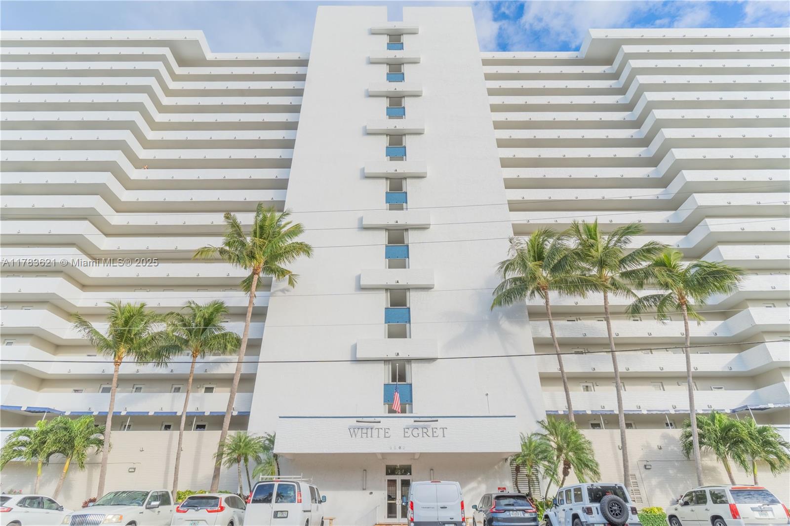WHITE EGRET CONDO - Residential