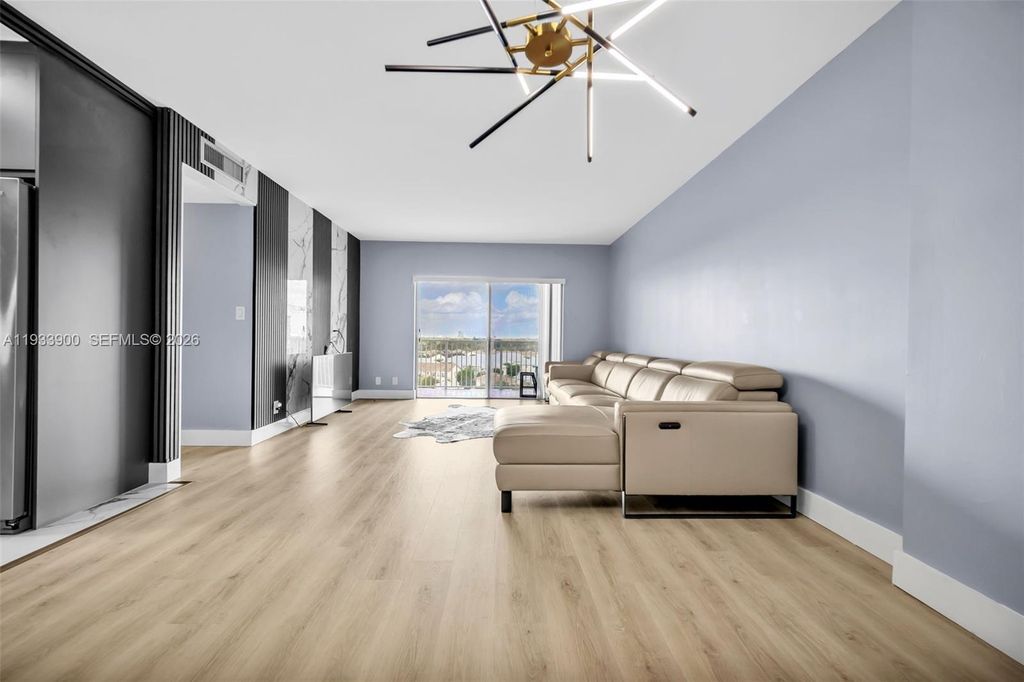 Photo of 4200 Hillcrest Dr #802, Hollywood, FL 33021 (MLS # A11933900)