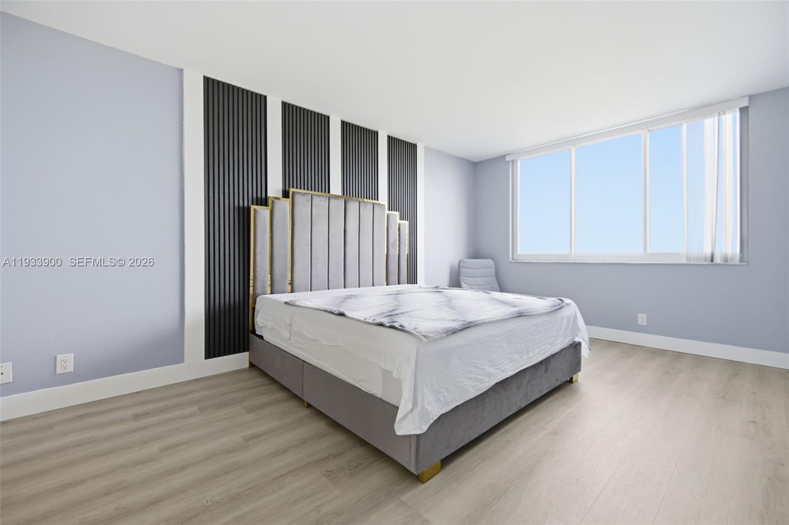 HILLCREST EAST NO 24 COND - Residential