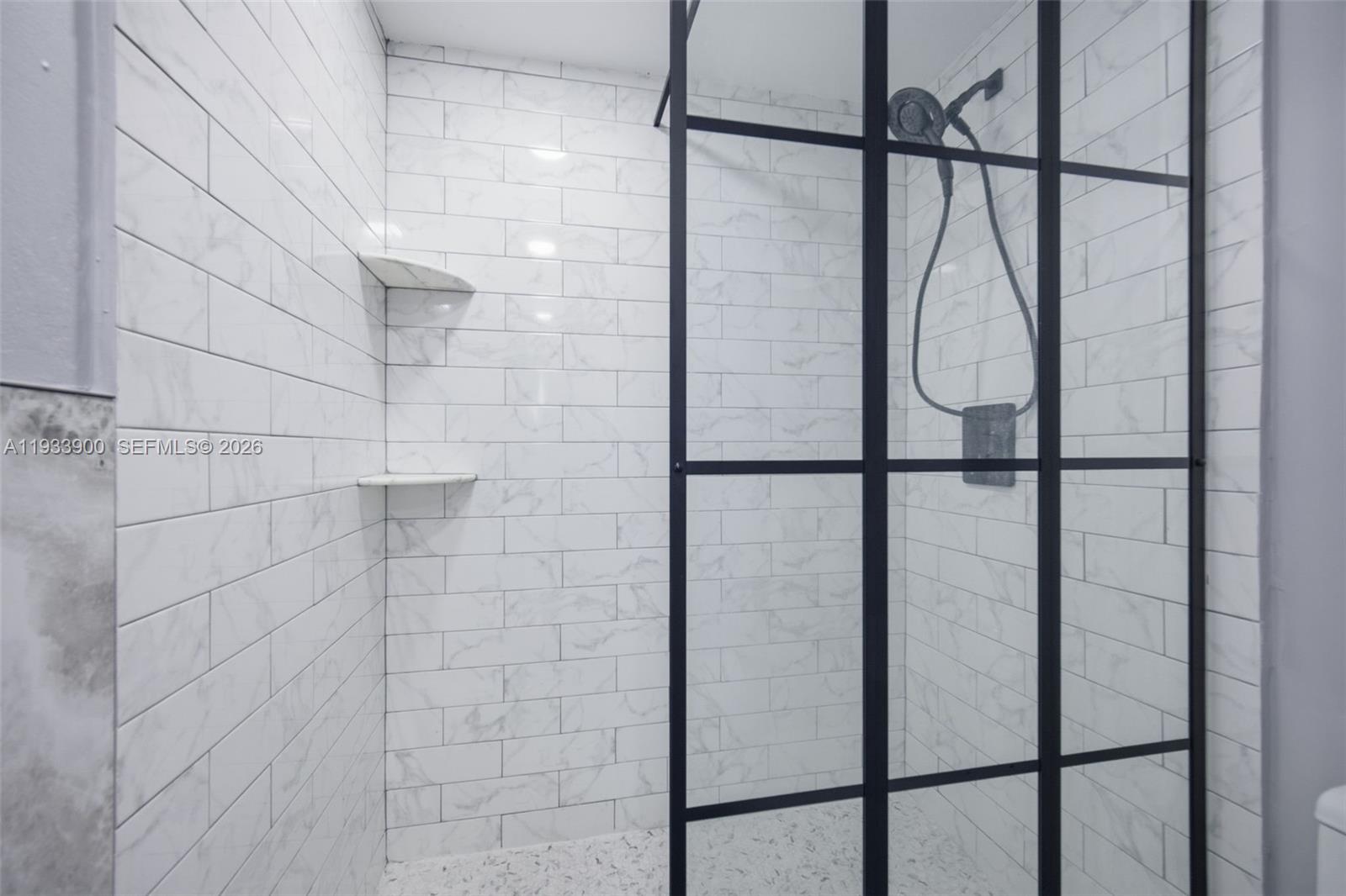 HILLCREST EAST NO 24 COND - Residential