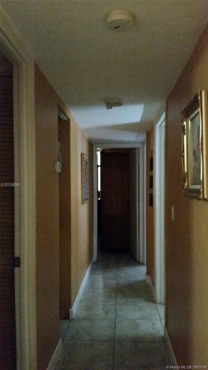 Captiva Lakes Villas Cond - Residential Lease