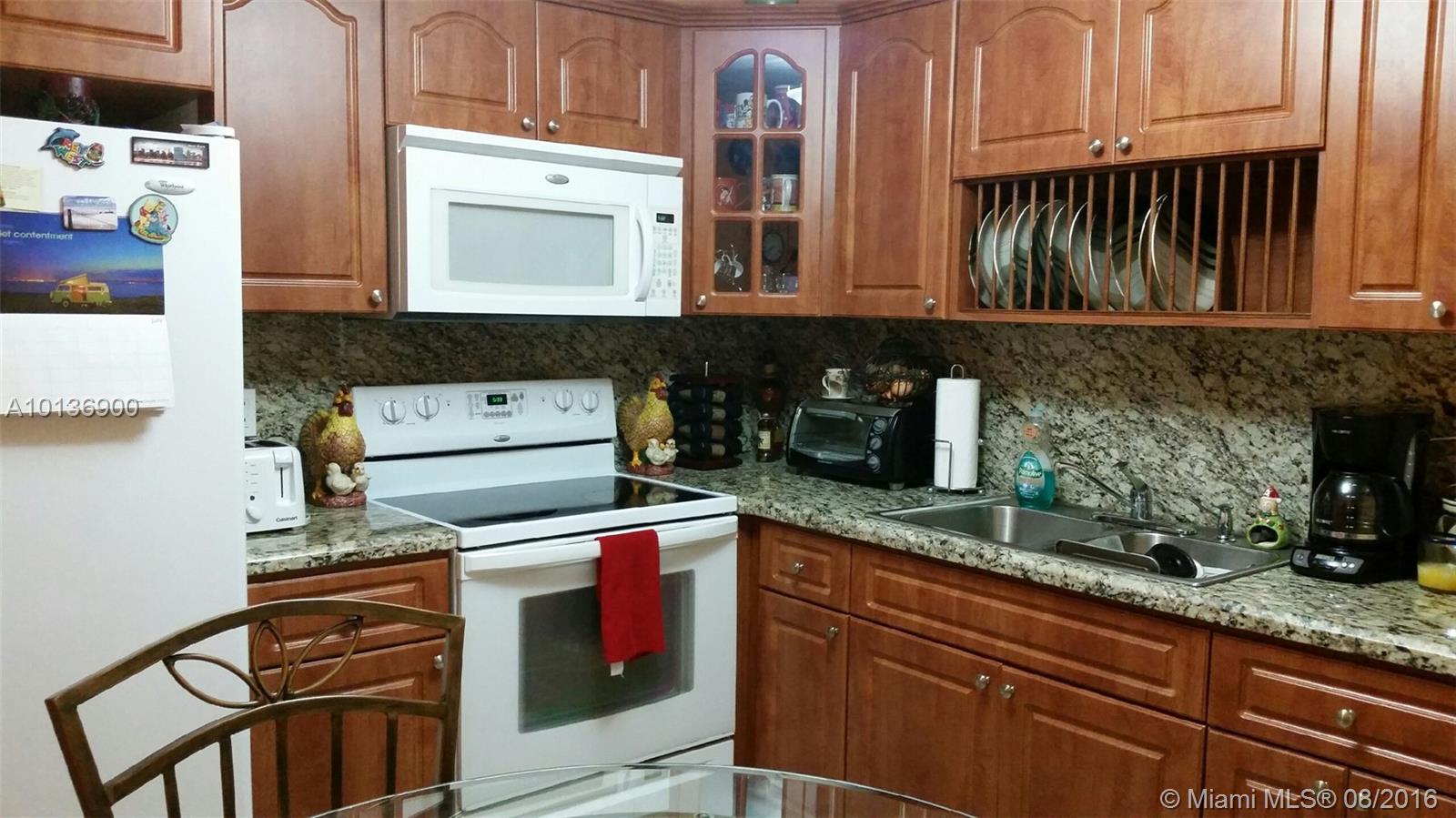 Captiva Lakes Villas Cond - Residential Lease