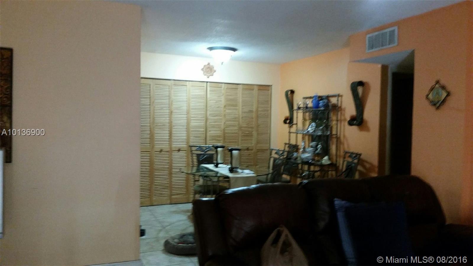 Captiva Lakes Villas Cond - Residential Lease