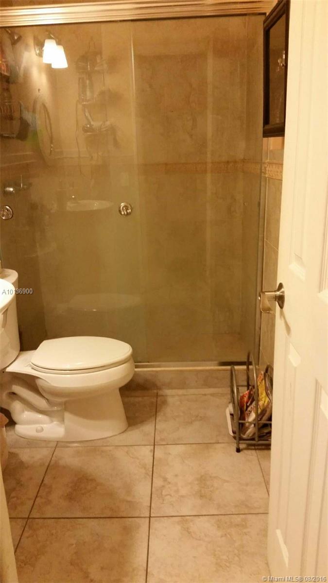 Captiva Lakes Villas Cond - Residential Lease