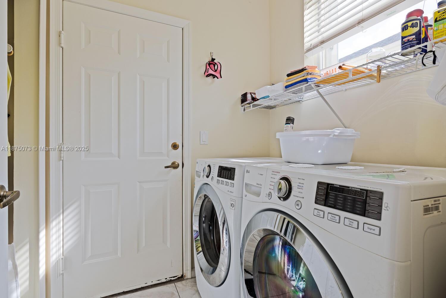 KEYS-GATE NO 1 - Residential