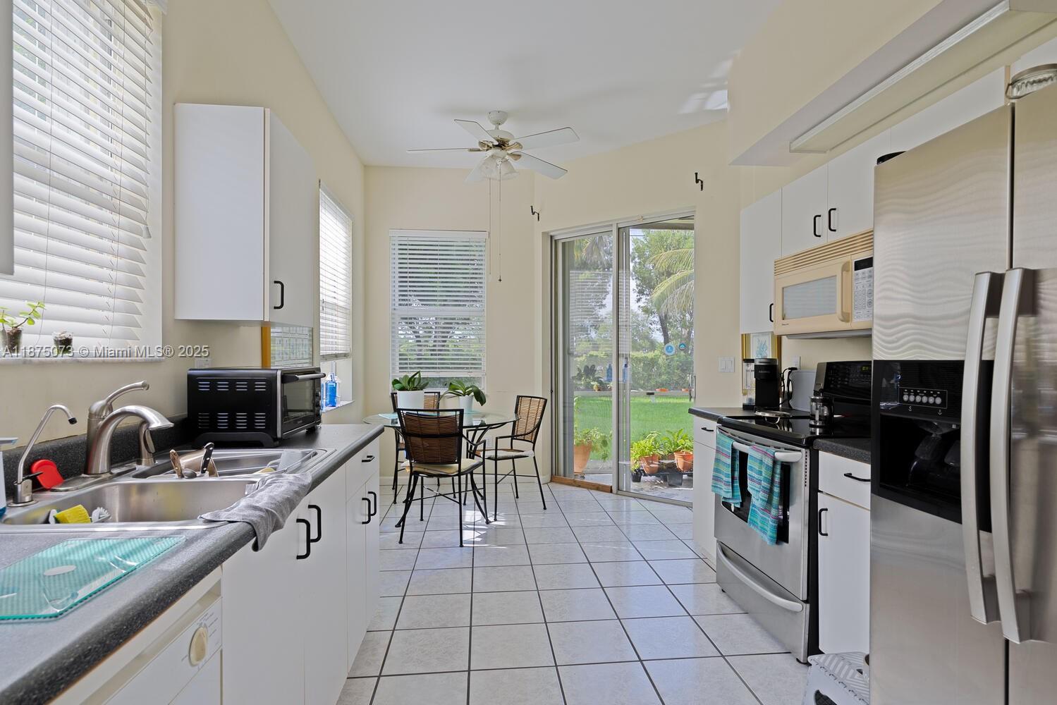 KEYS-GATE NO 1 - Residential