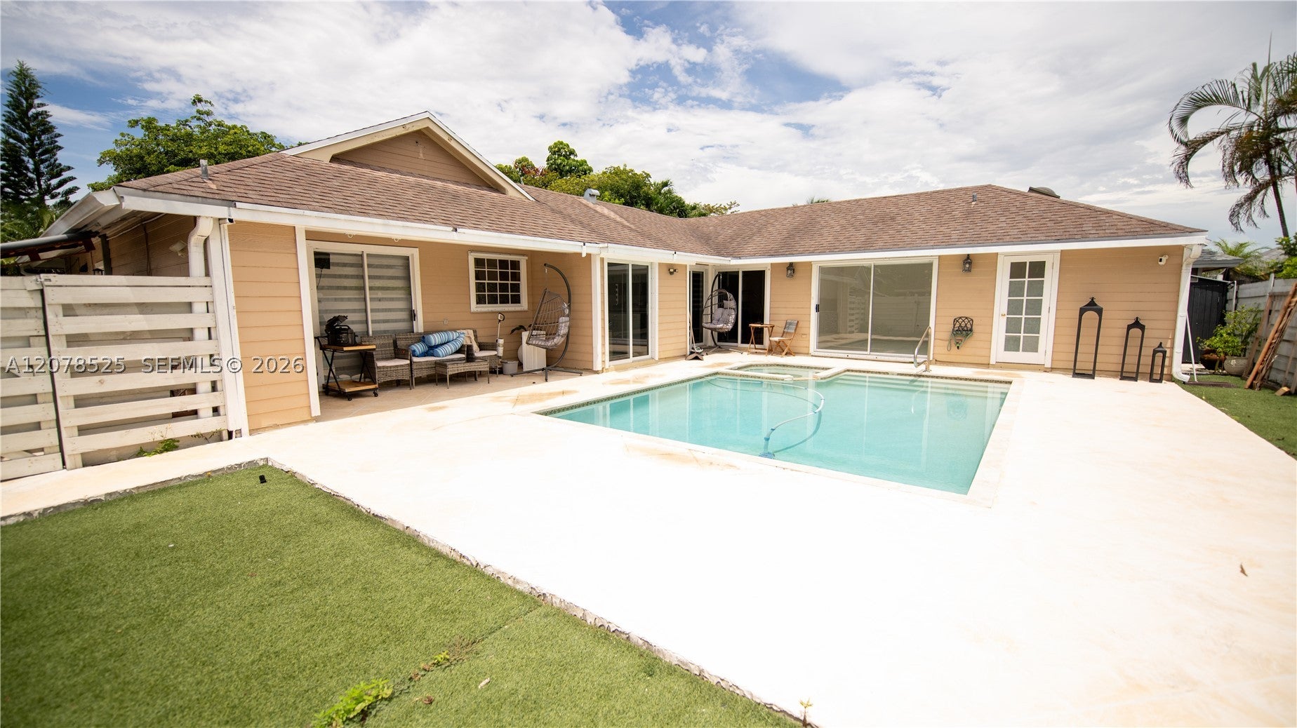 14045 SW 103rd Ter