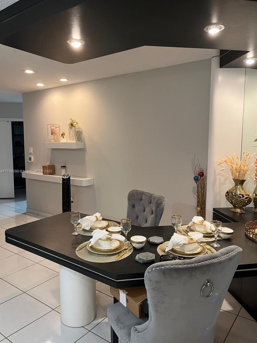 BAYPORT VILLAGE D CONDO - Residential