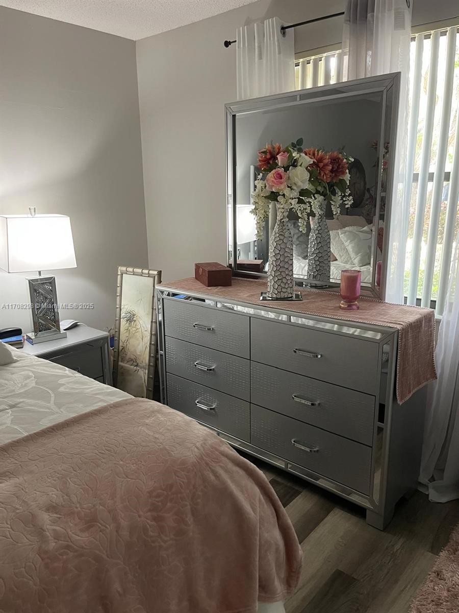 BAYPORT VILLAGE D CONDO - Residential