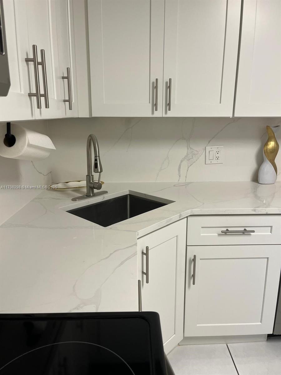 BAYPORT VILLAGE D CONDO - Residential