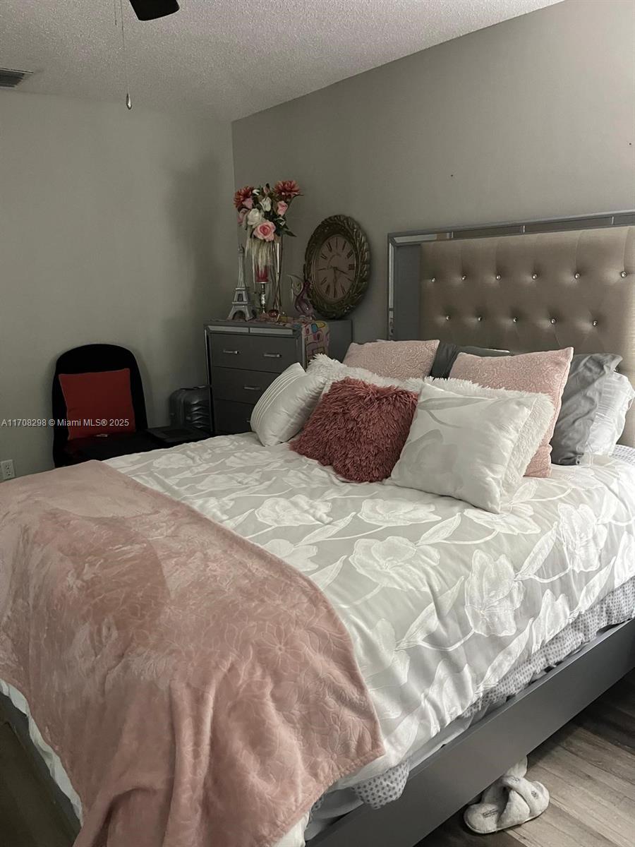 BAYPORT VILLAGE D CONDO - Residential