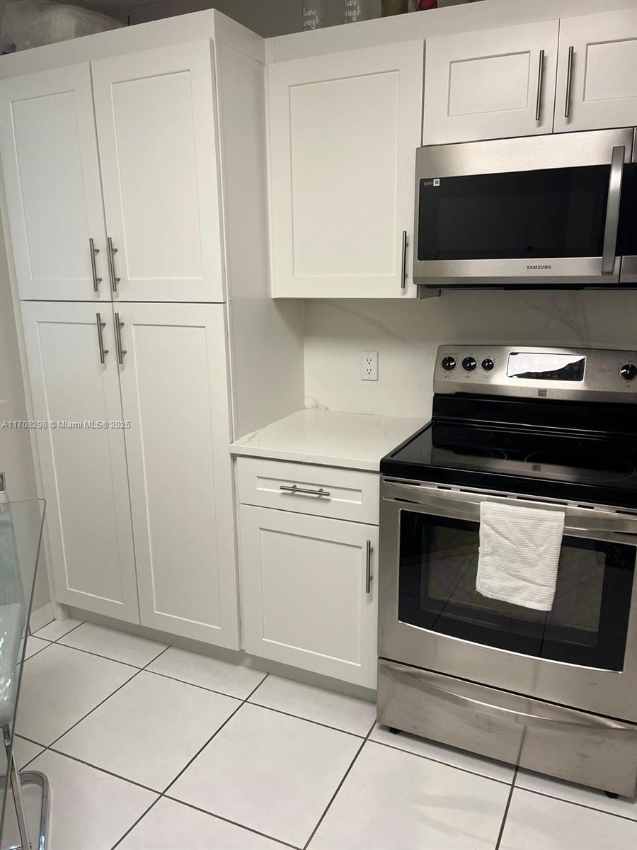 BAYPORT VILLAGE D CONDO - Residential