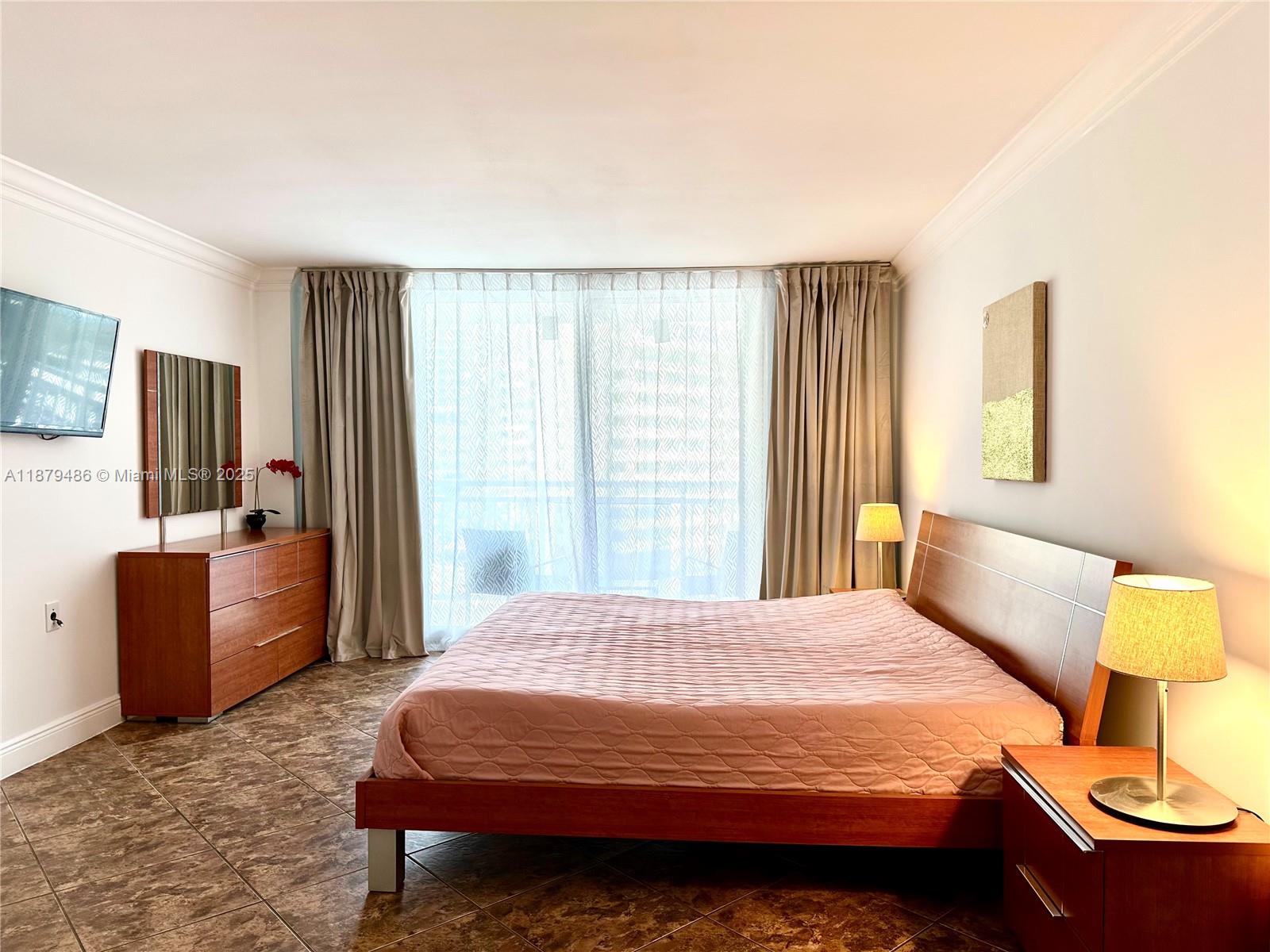 PLAZA TOWERS SOUTH CONDO - Residential Lease