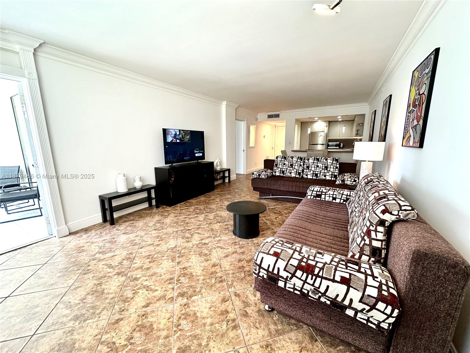 PLAZA TOWERS SOUTH CONDO - Residential Lease