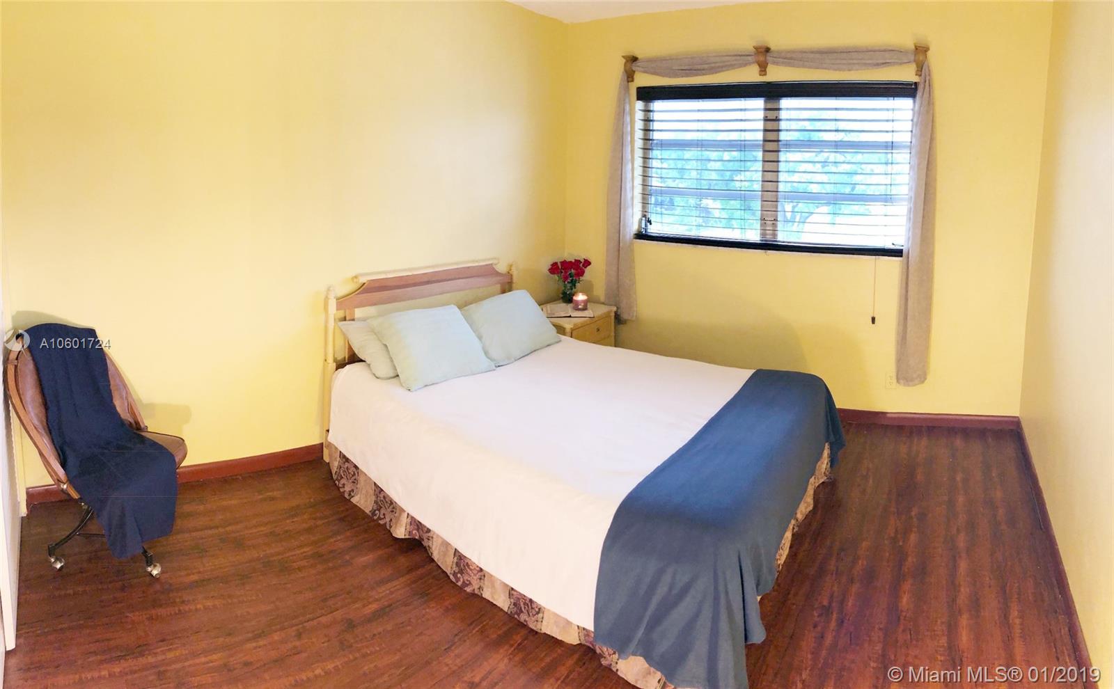 EDGEWOOD GREENS CONDO A - Residential