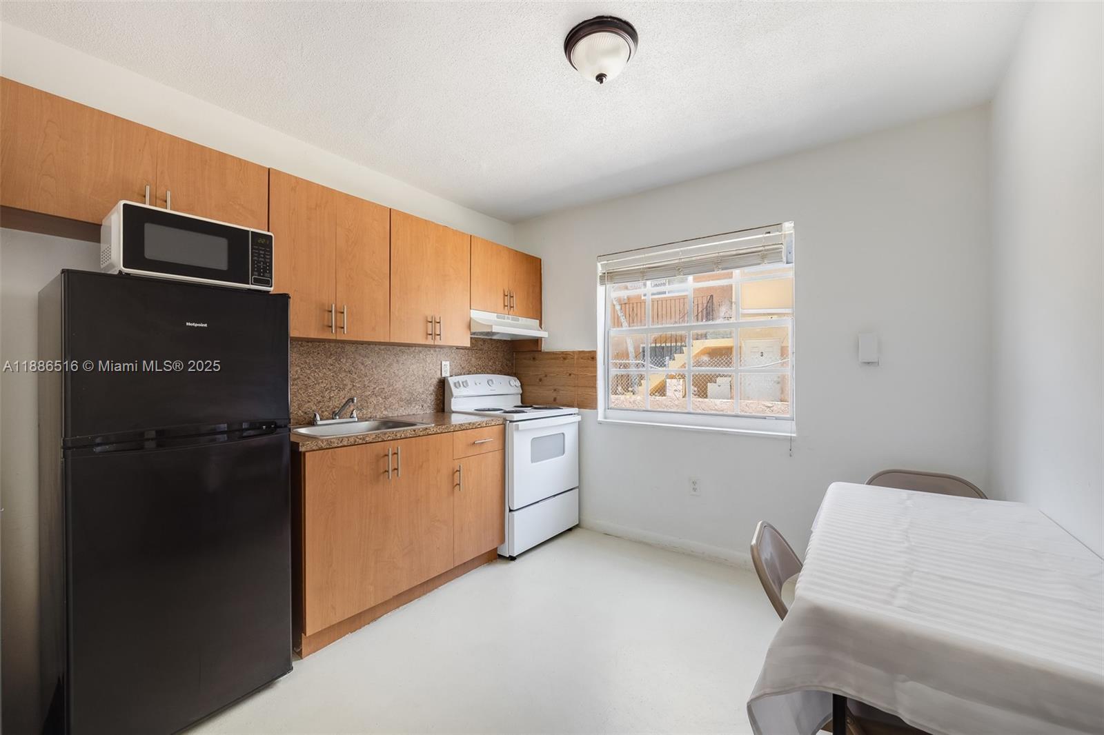 CITY OF MIAMI SOUTH - Residential Income
