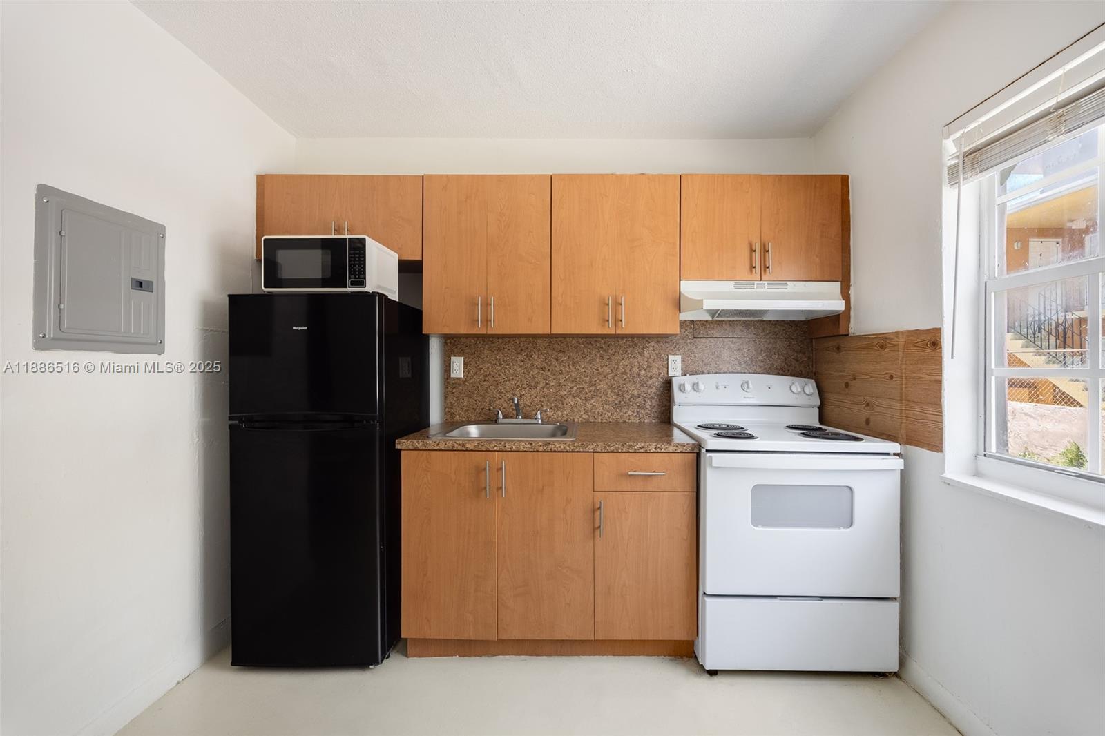 CITY OF MIAMI SOUTH - Residential Income