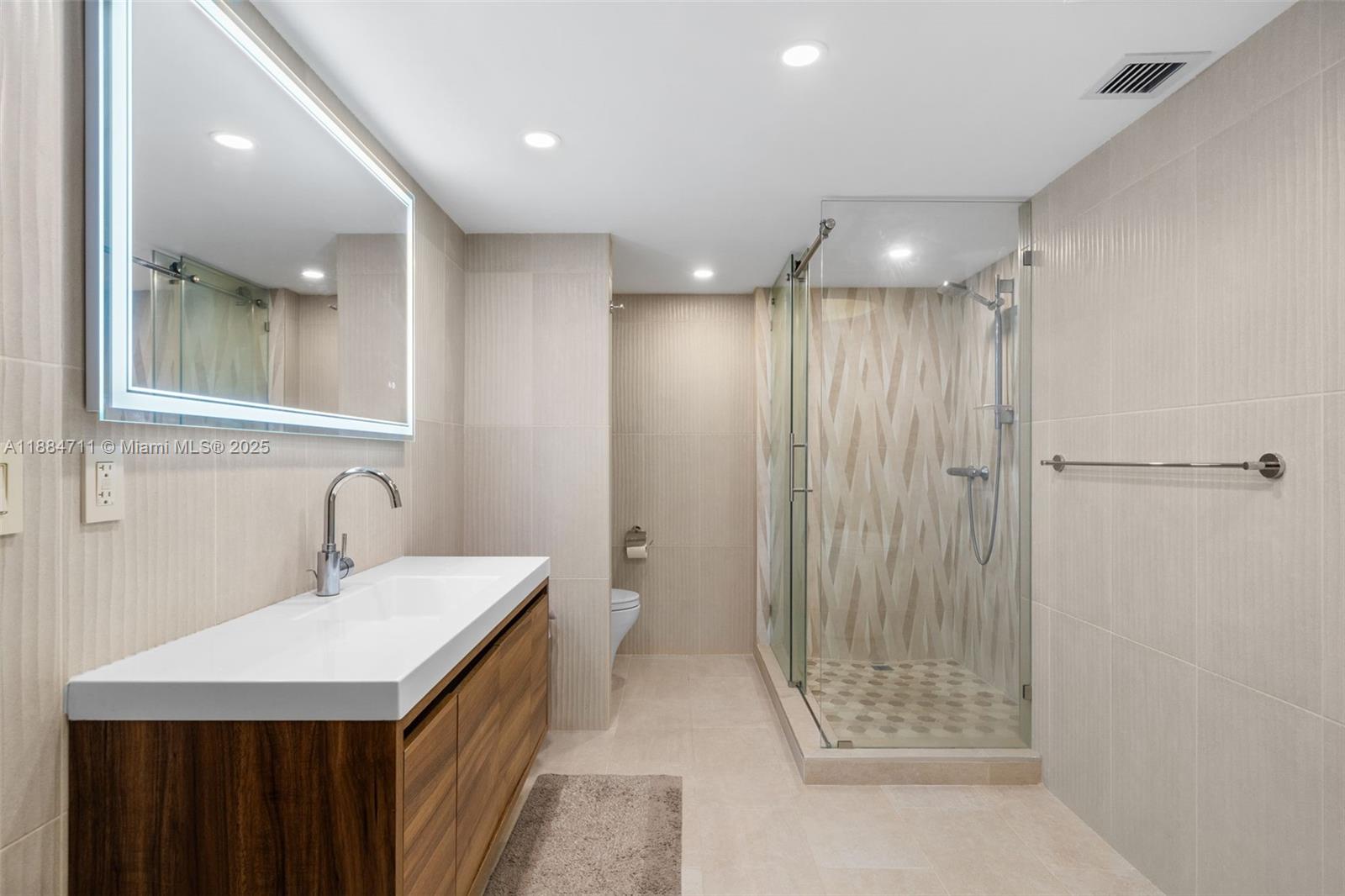 PRINCE GEORGE ARMS CONDO - Residential