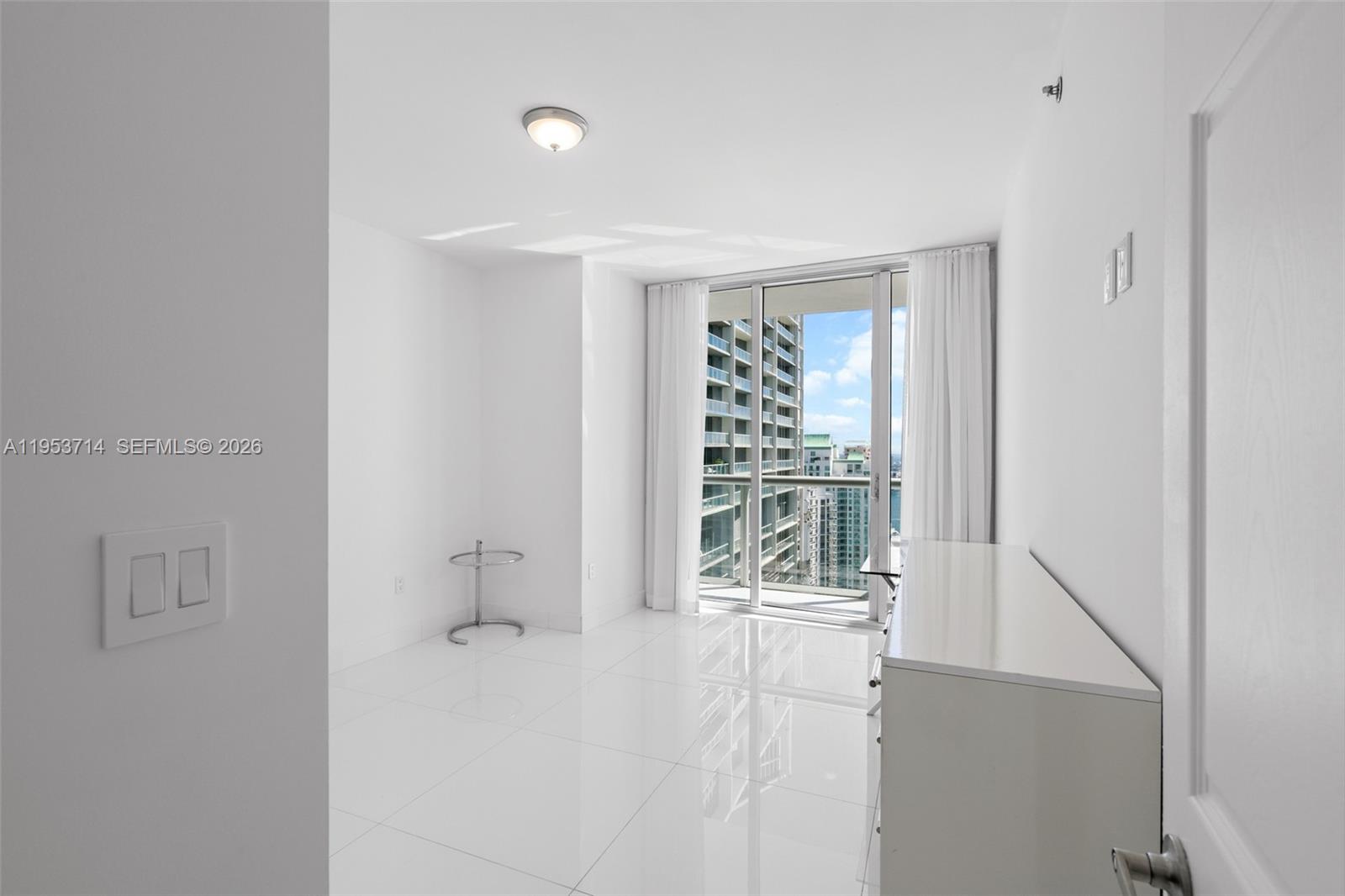 ICON BRICKELL CONDO NO 3 - Residential