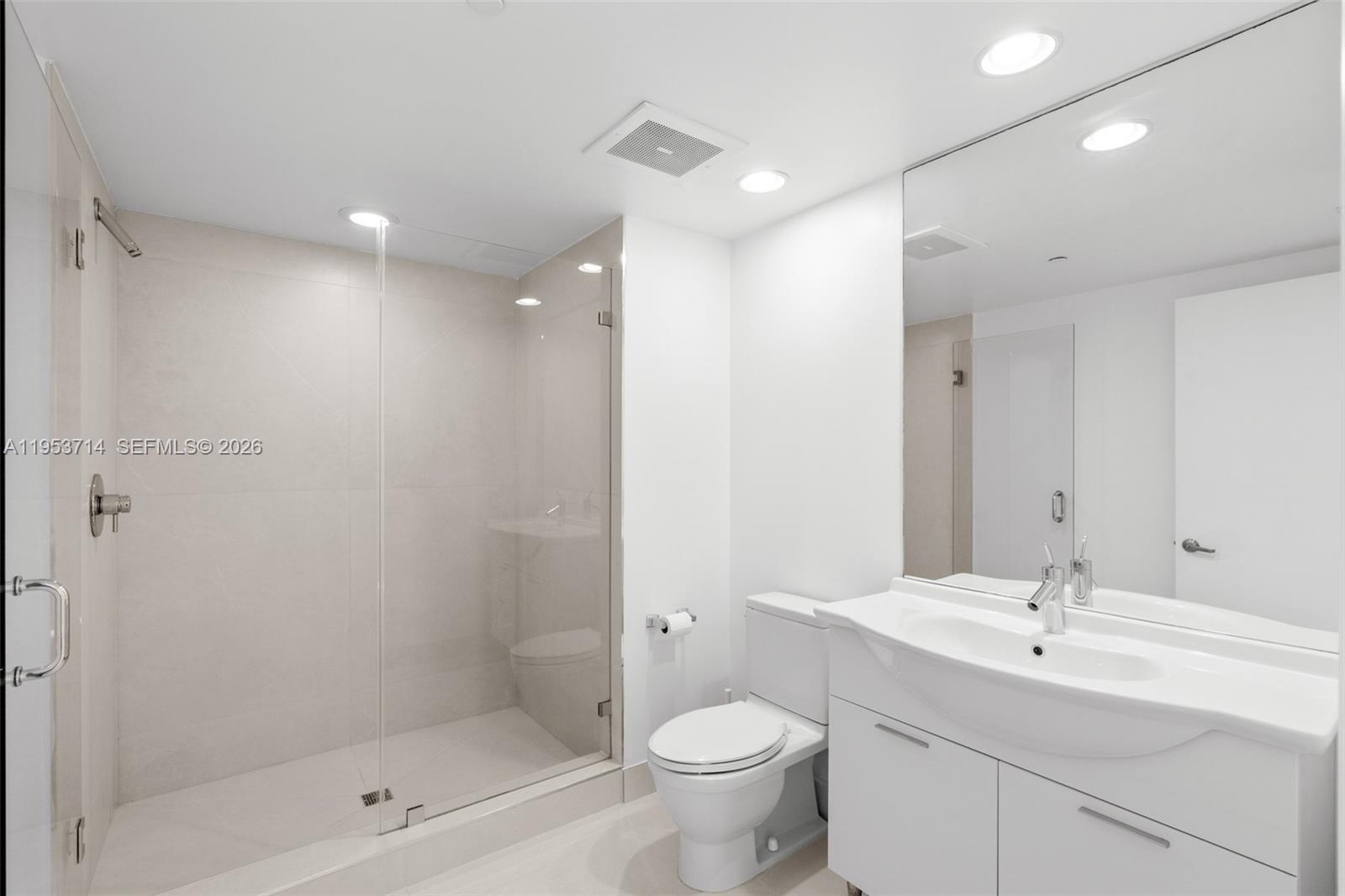 ICON BRICKELL CONDO NO 3 - Residential