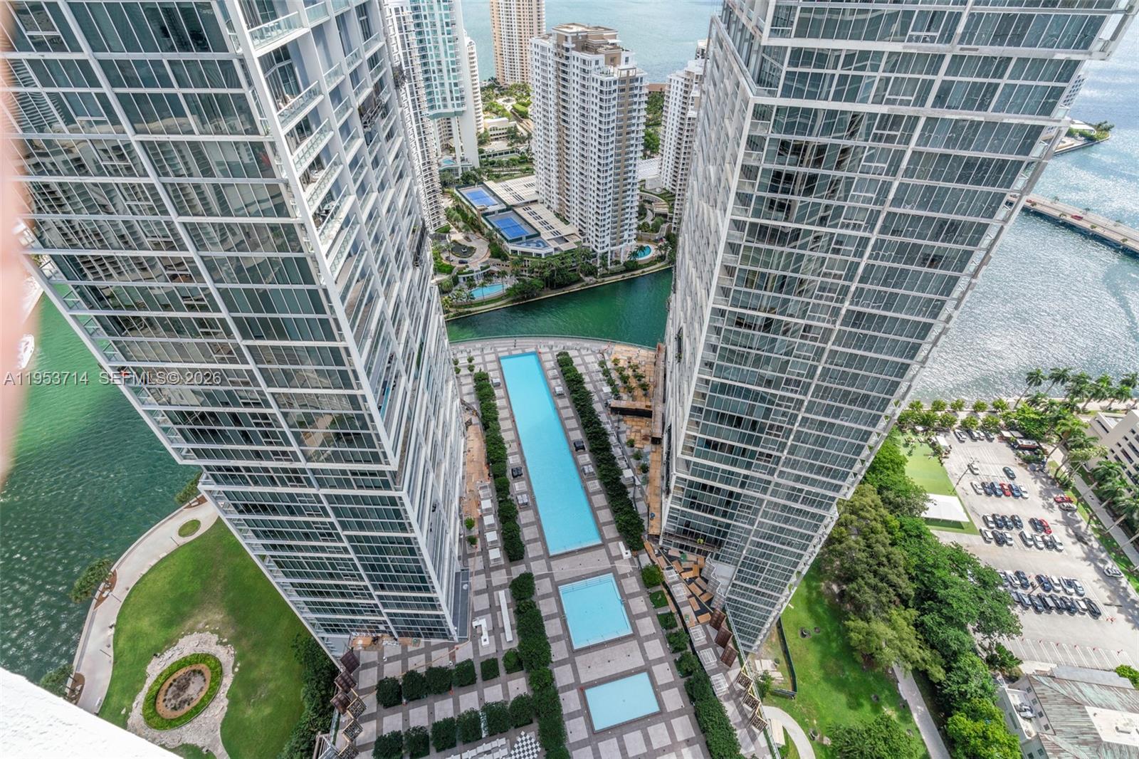 ICON BRICKELL CONDO NO 3 - Residential