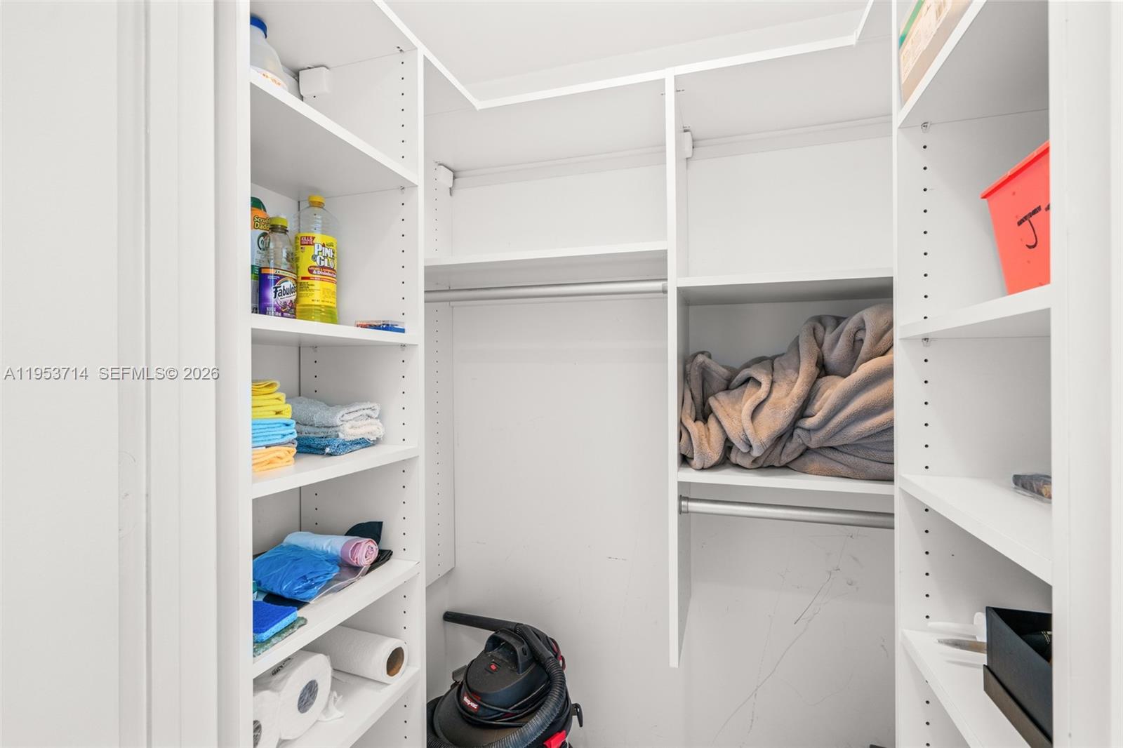 ICON BRICKELL CONDO NO 3 - Residential