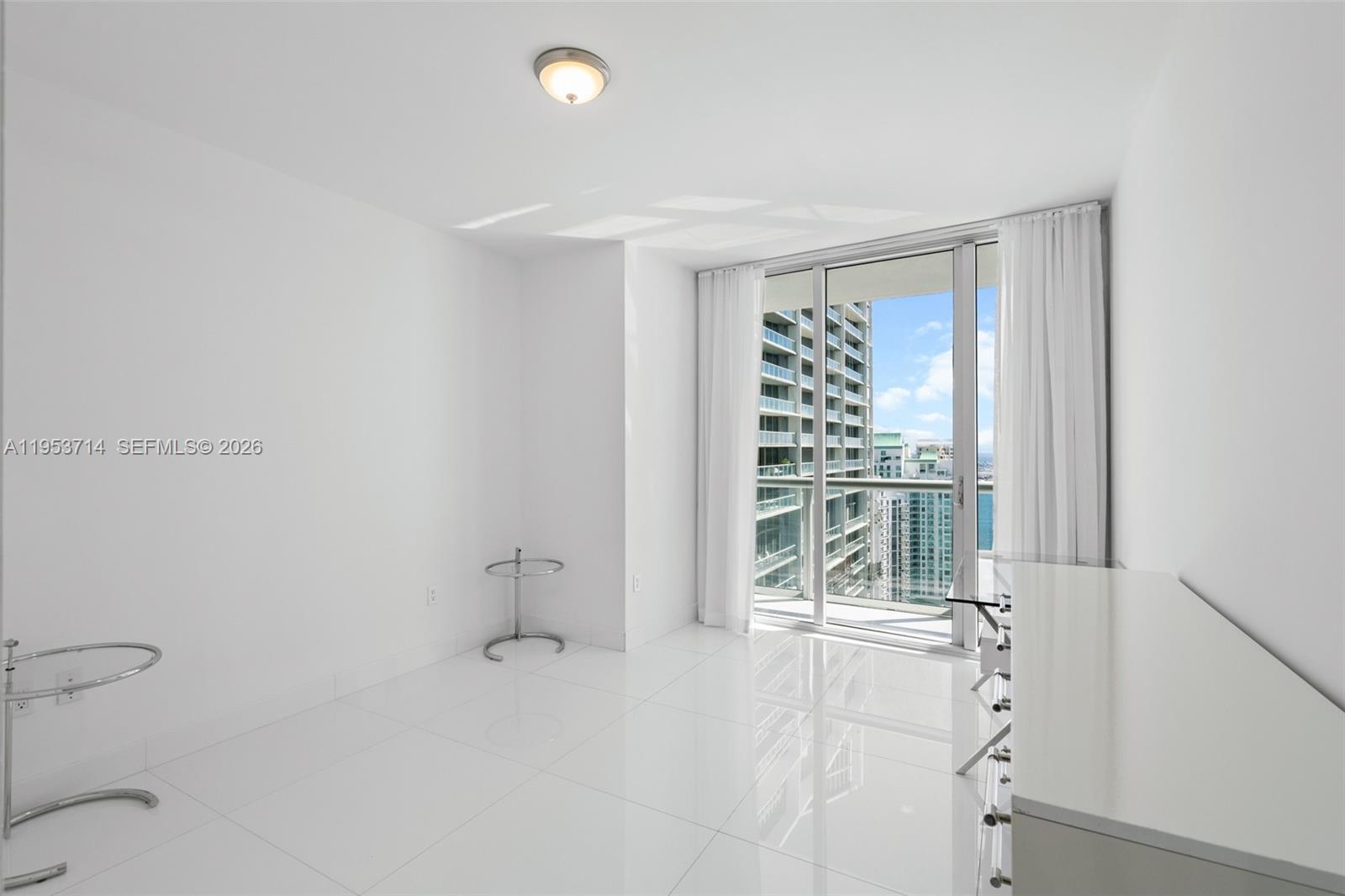 ICON BRICKELL CONDO NO 3 - Residential