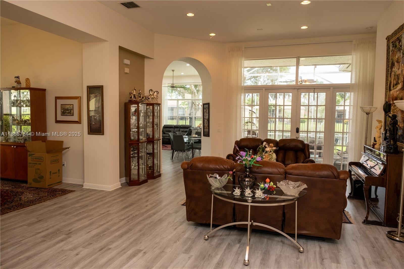 BUENA VIDA - Residential Lease