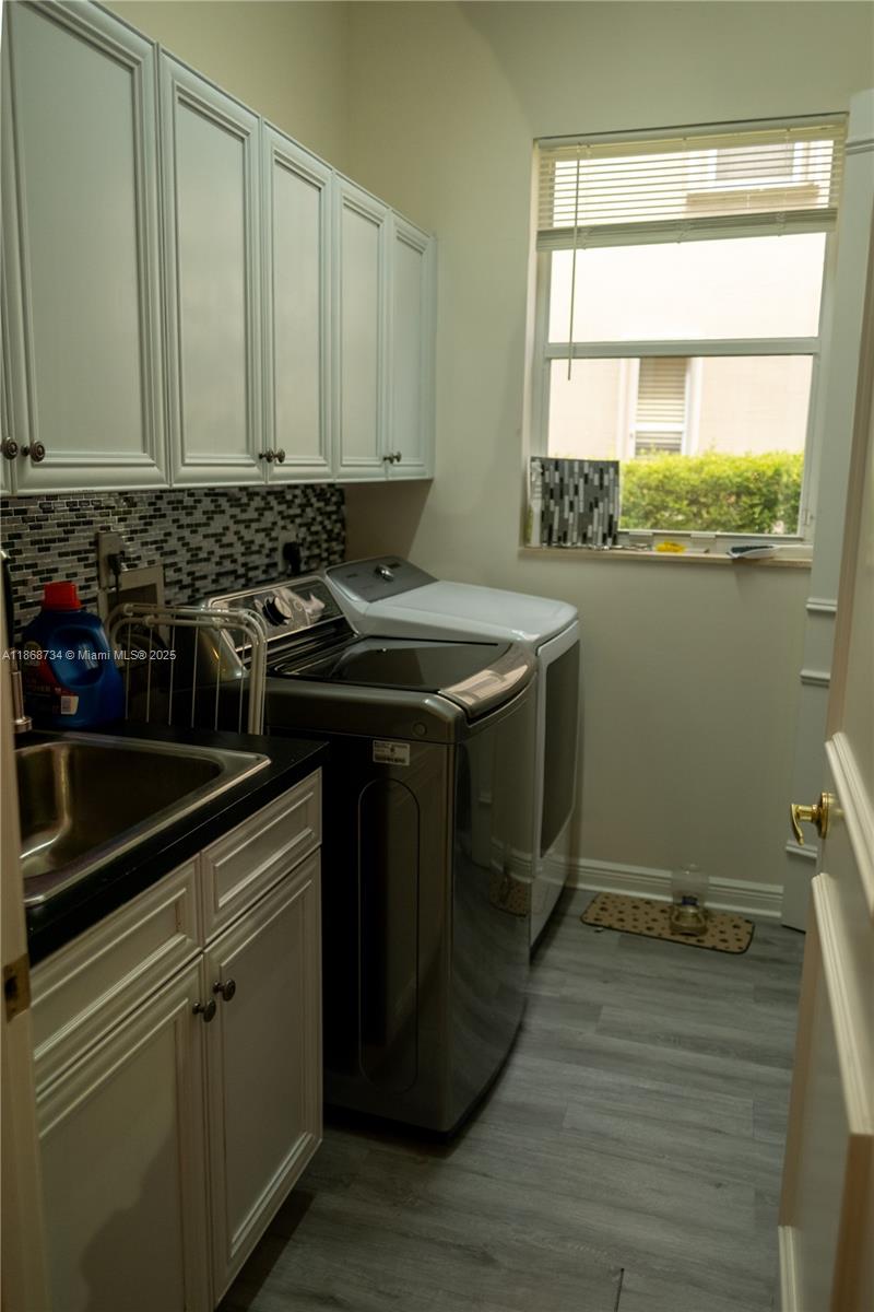 BUENA VIDA - Residential Lease