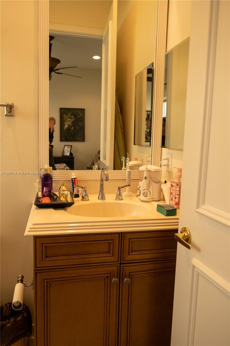 BUENA VIDA - Residential Lease