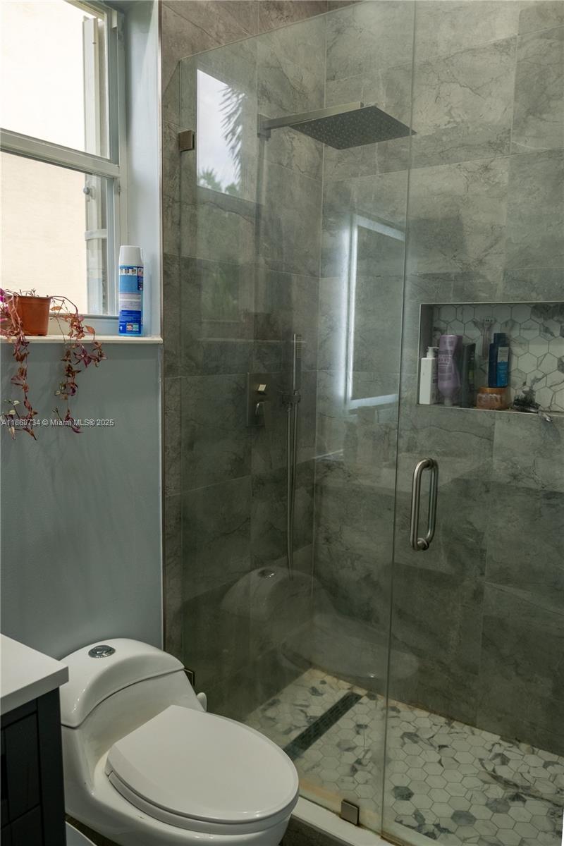 BUENA VIDA - Residential Lease