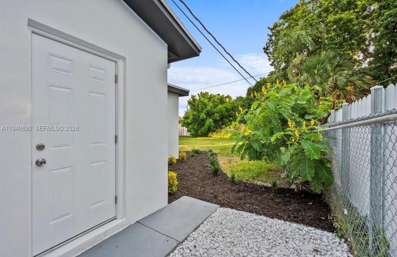 HOLLYWOOD BEACH HEIGHTS P - Residential