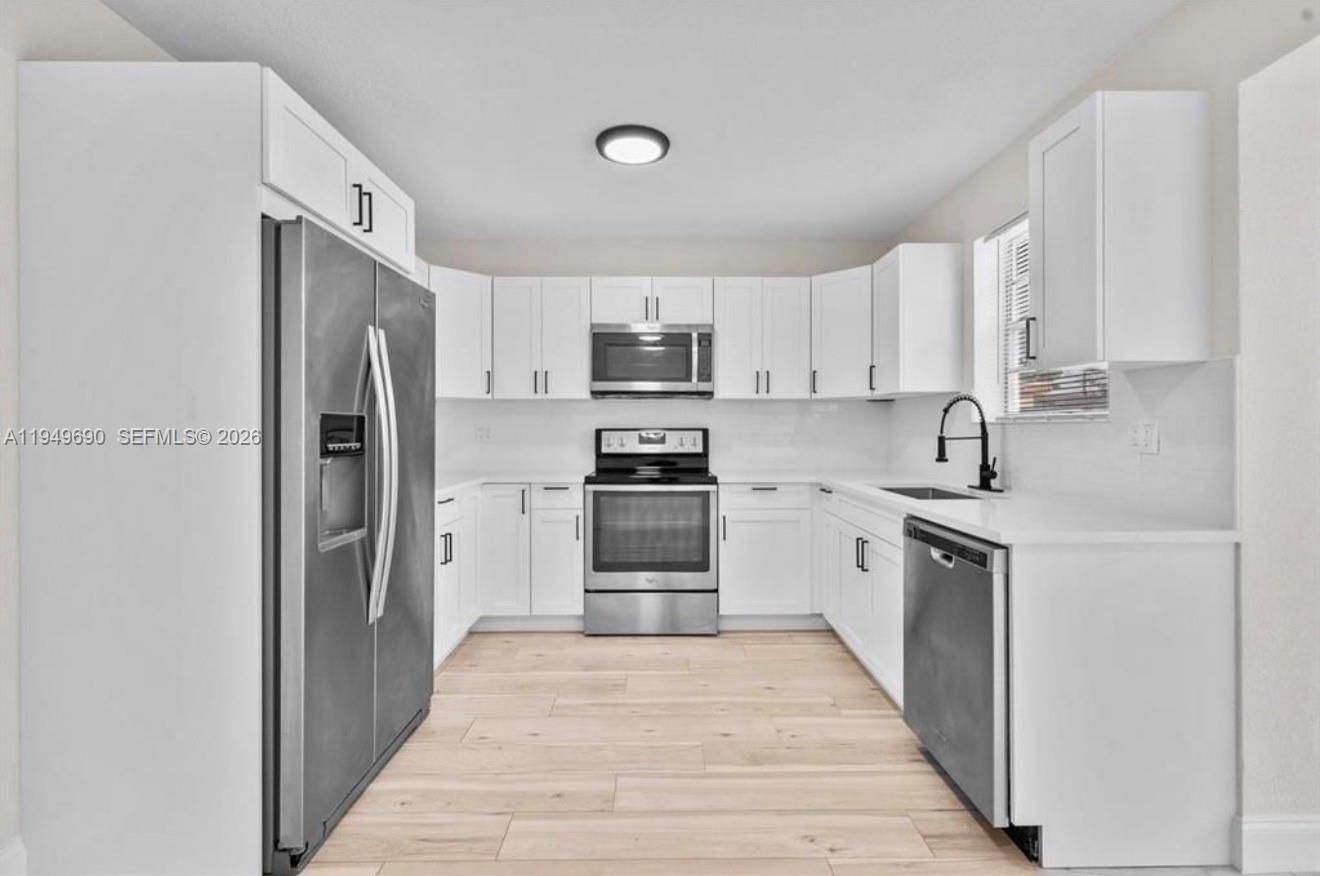 HOLLYWOOD BEACH HEIGHTS P - Residential