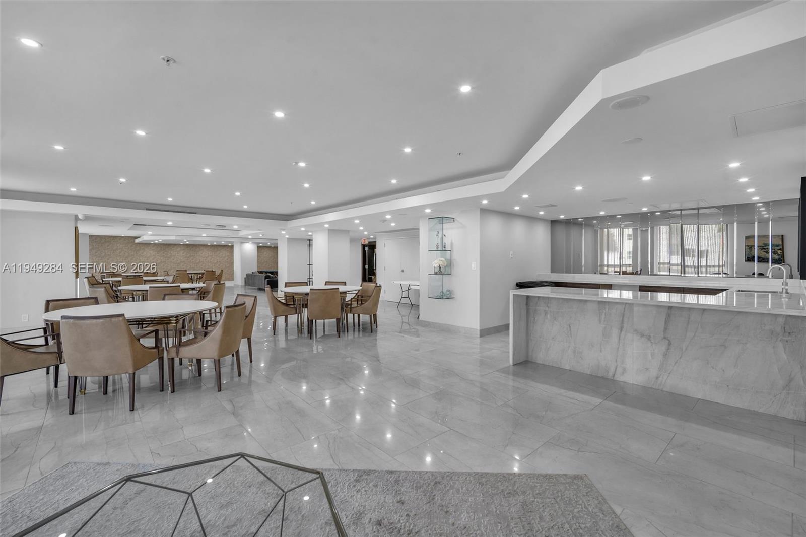 TERRACES NORTH TURNBERRY - Residential