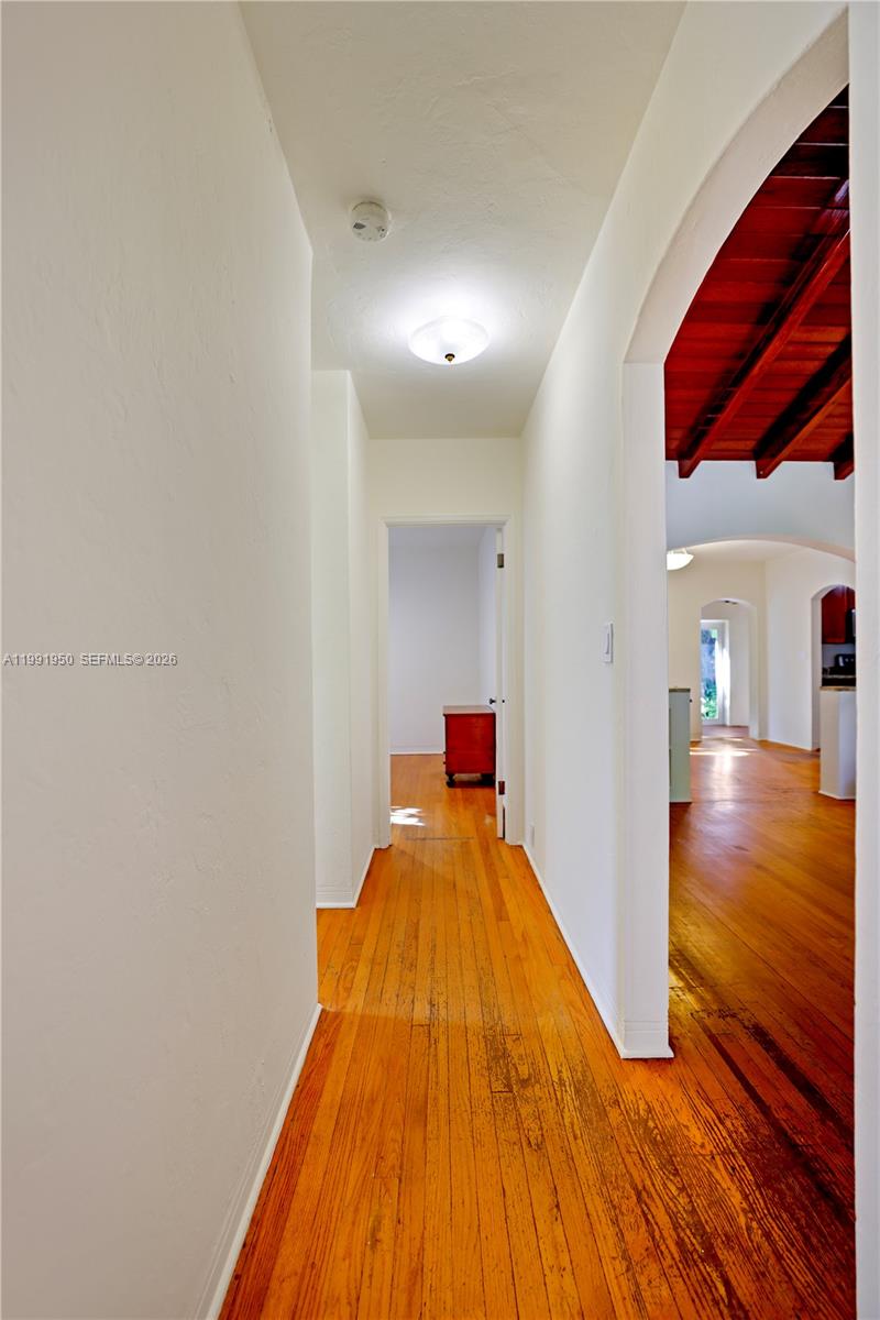 BELLE MEADE OF MIAMI SEC - Residential