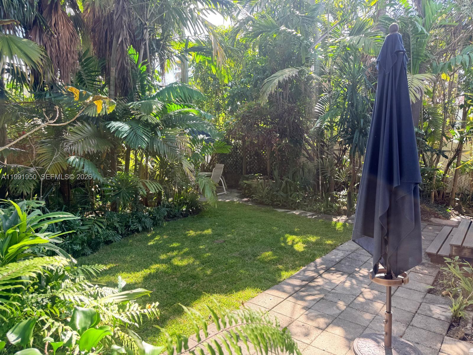 BELLE MEADE OF MIAMI SEC - Residential