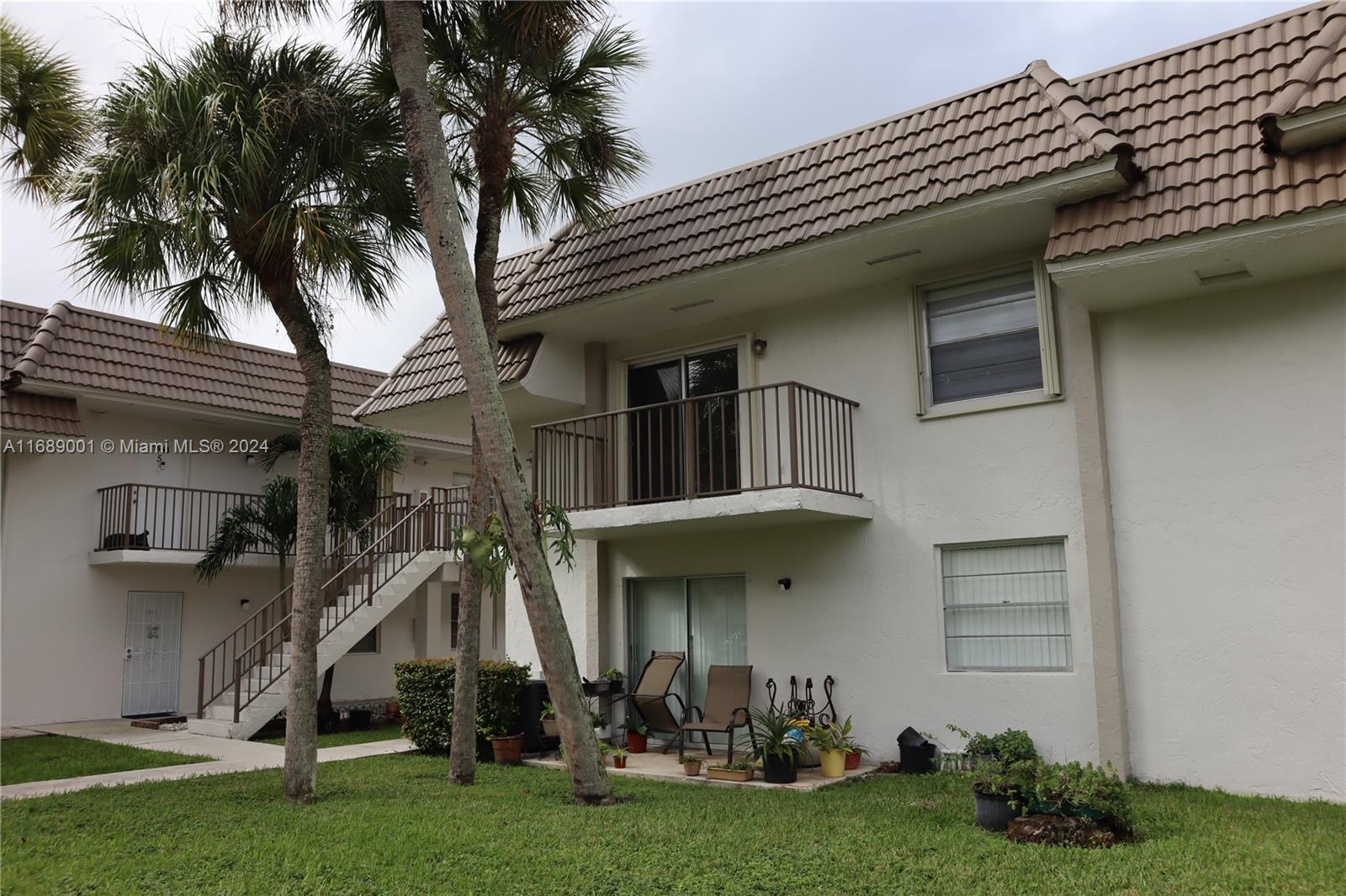 6961 Sw 129th Ave 8, Miami, Broward County, Florida - 2 Bedrooms  
2 Bathrooms - 