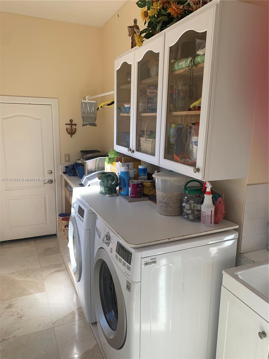 HIDDEN FOREST ESTATES - Residential