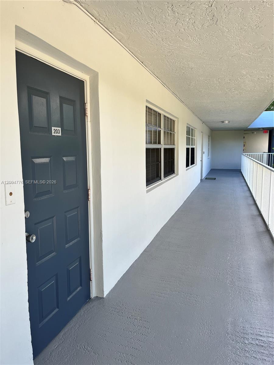 NO 14 PALM-AIRE COUNTRY C - Residential