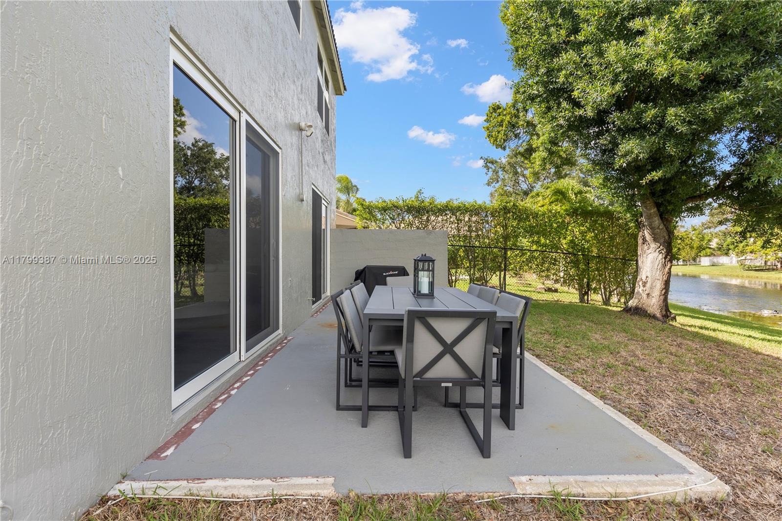 REGENCY LAKES AT COCONUT - Residential