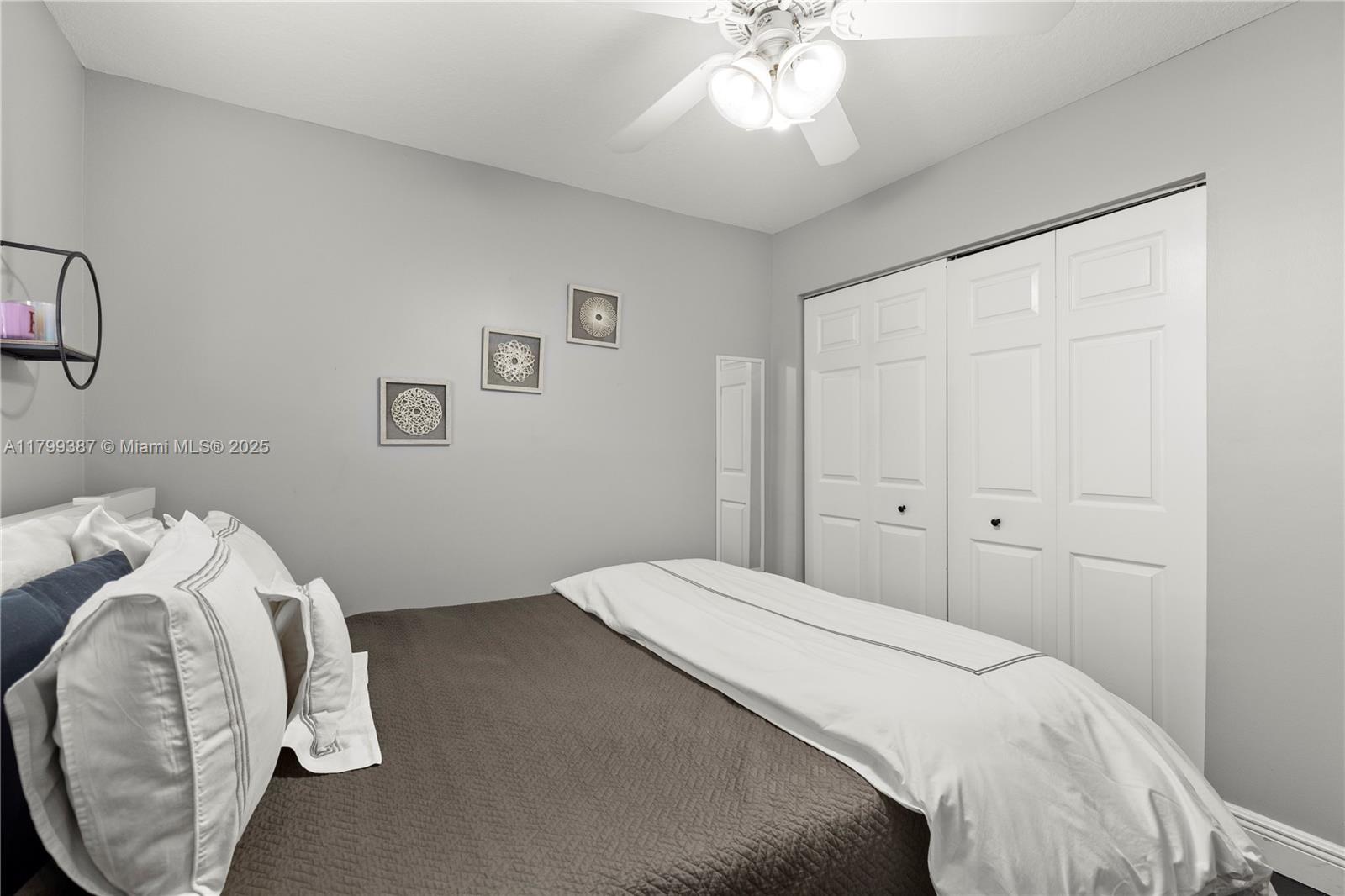 REGENCY LAKES AT COCONUT - Residential