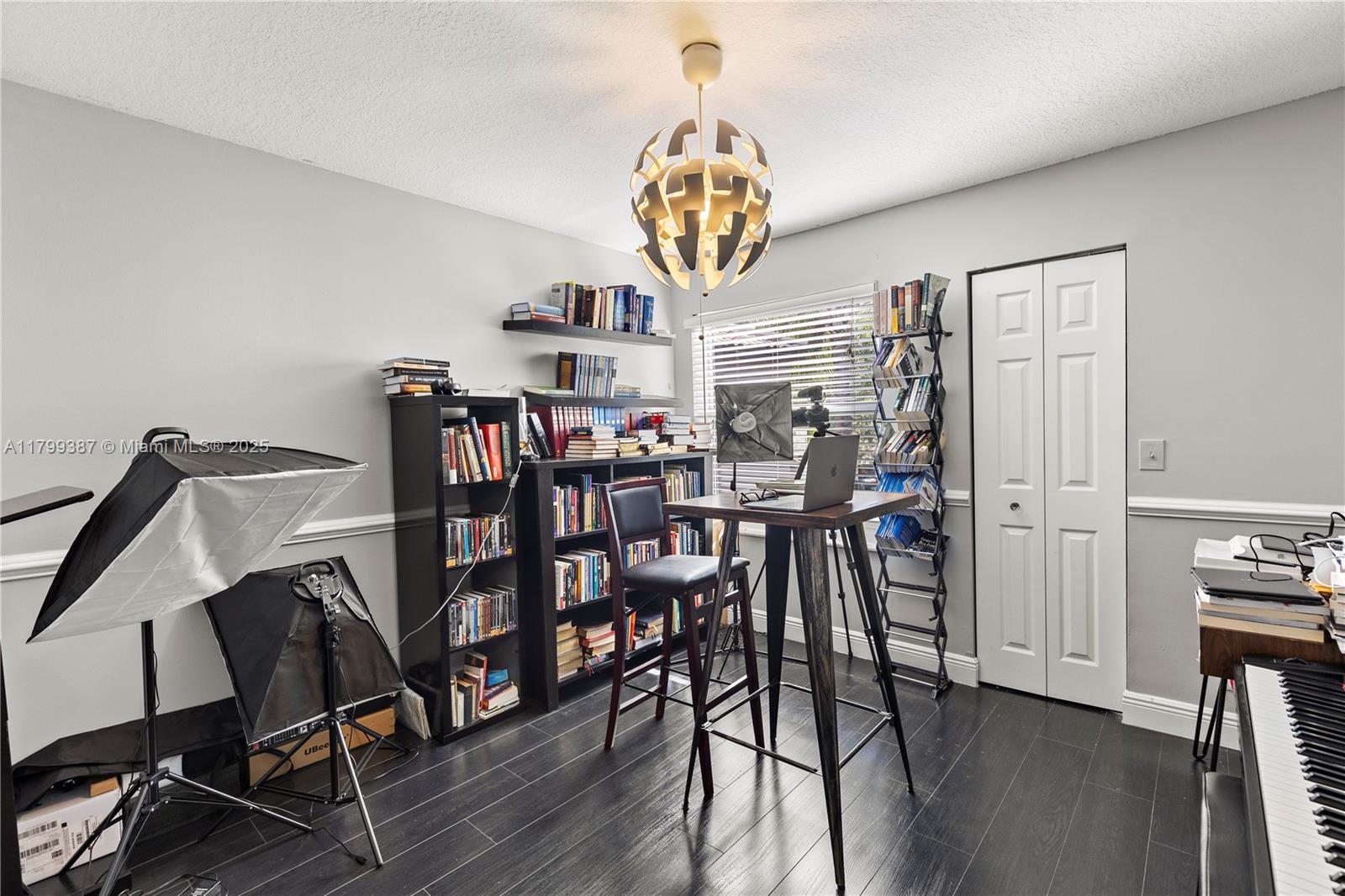 REGENCY LAKES AT COCONUT - Residential