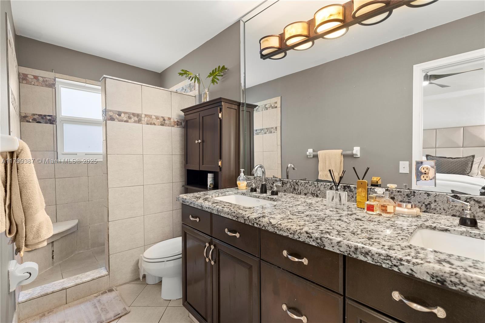 REGENCY LAKES AT COCONUT - Residential