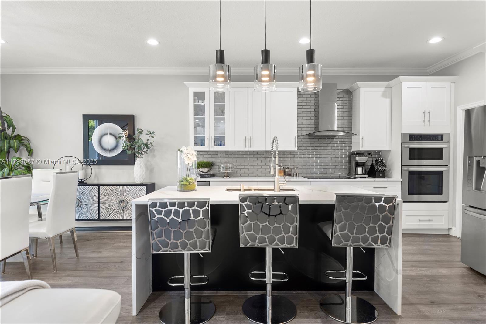 REGENCY LAKES AT COCONUT - Residential