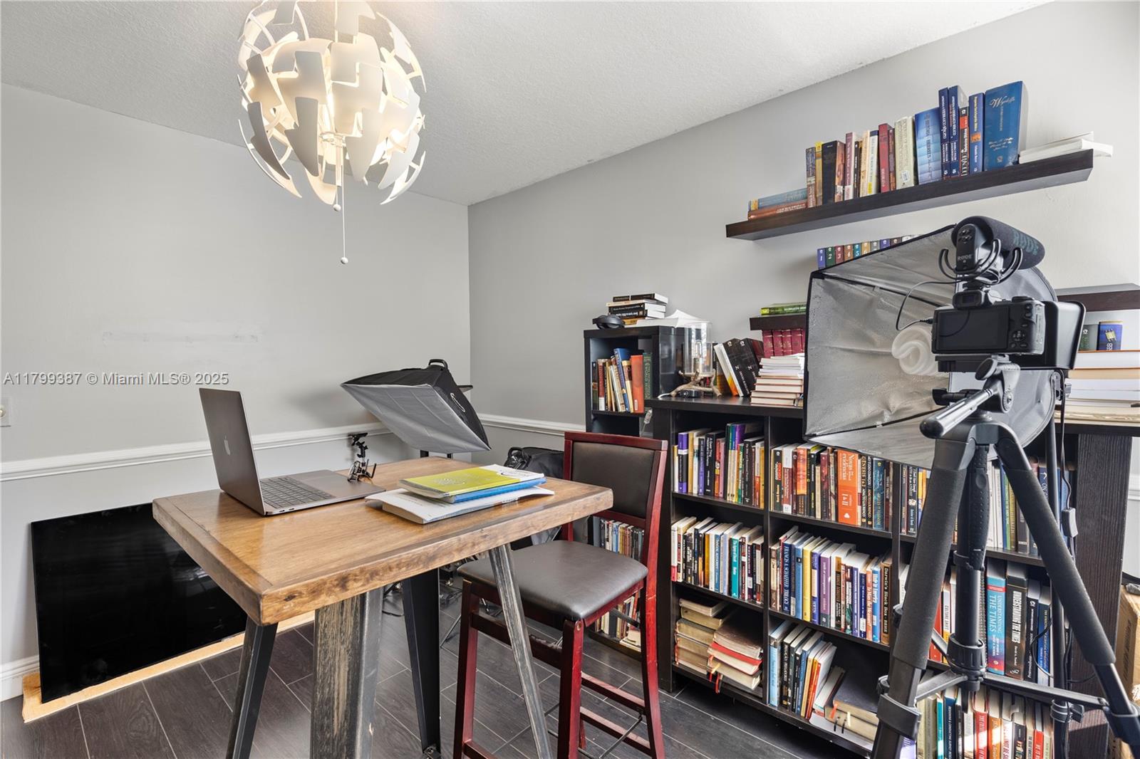 REGENCY LAKES AT COCONUT - Residential