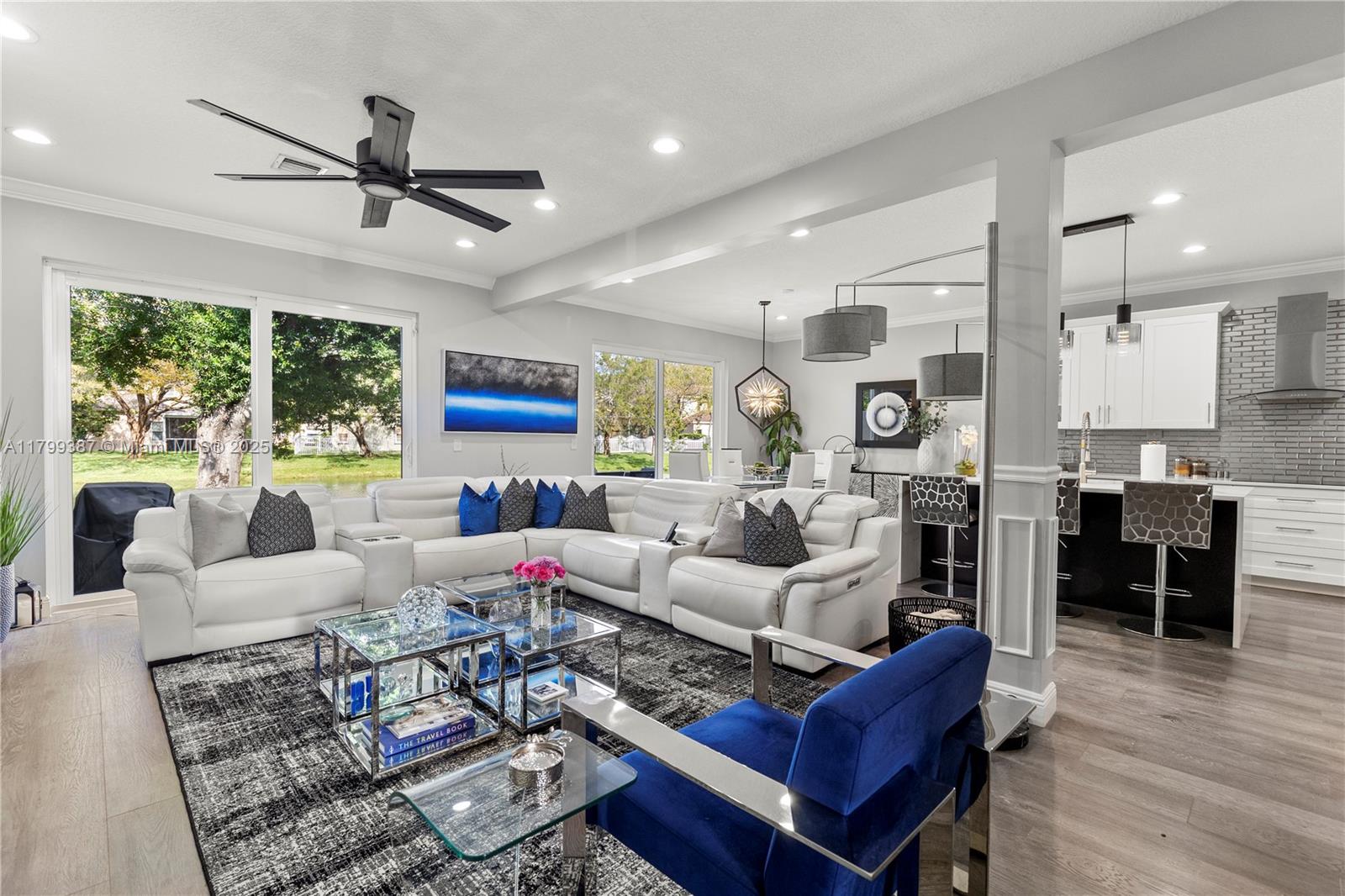 REGENCY LAKES AT COCONUT - Residential